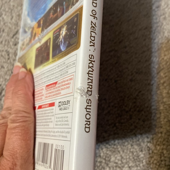 Lengend of Zelda Skyward Sword Nintendo Wii Authentic Case, Disc and Booklet - Picture 7 of 9